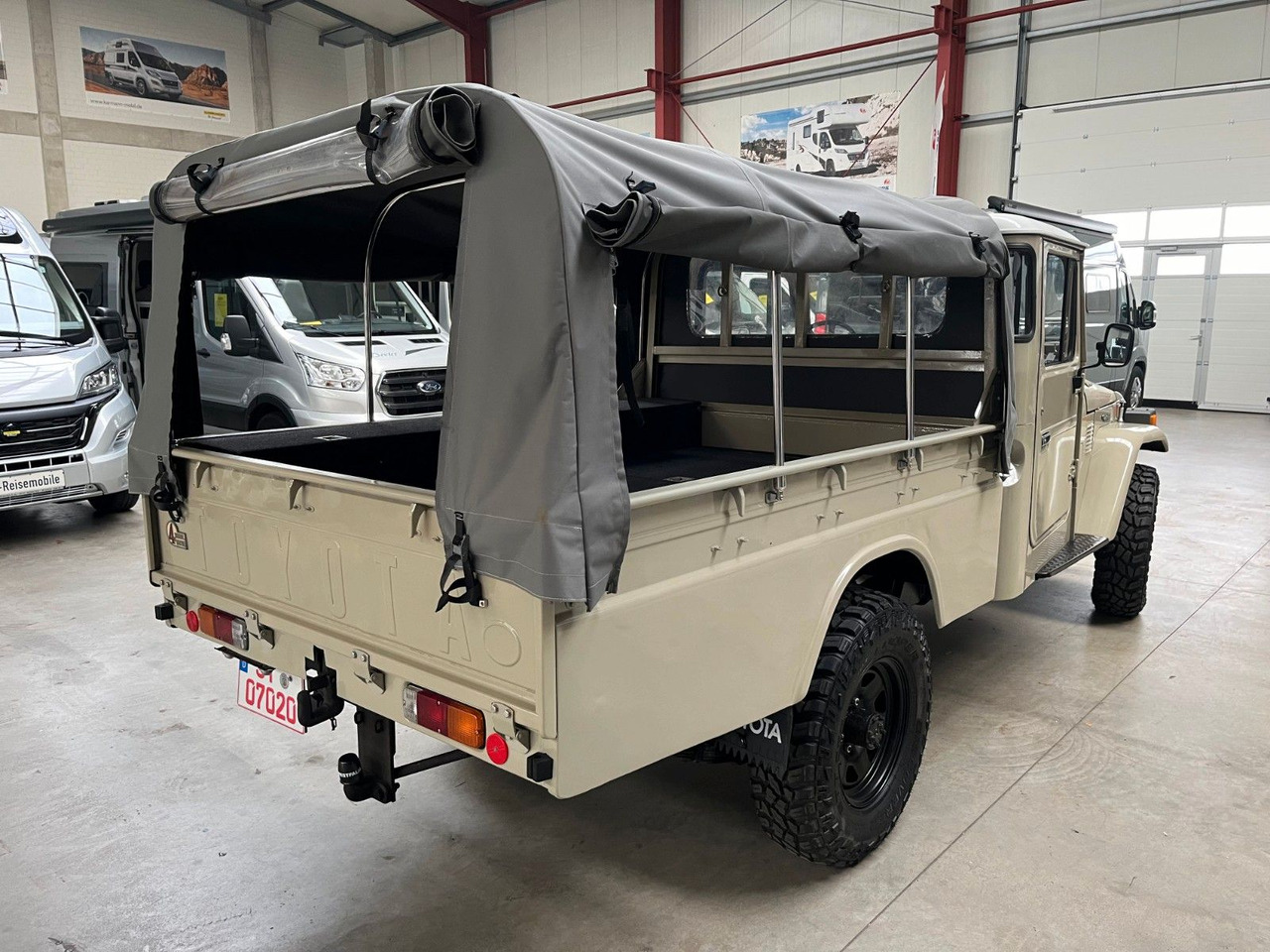 Toyota LAND CRUISER HJ 45 - 3.6l DIESEL / PICK UP - SUV: picture 4 Toyota LAND CRUISER HJ 45 - 3.6l DIESEL / PICK UP - SUV: picture 4