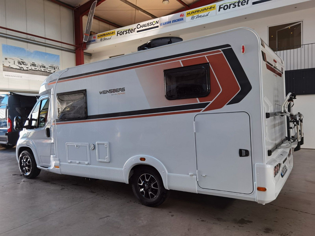Weinsberg CARACOMPACT 600 MEG EDITION-PEPPER/ EINZELBETTEN - Semi-integrated motorhome: picture 5 Weinsberg CARACOMPACT 600 MEG EDITION-PEPPER/ EINZELBETTEN - Semi-integrated motorhome: picture 5
