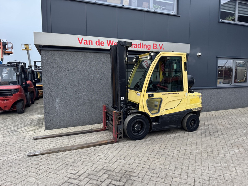 Hyster H3.0FT Duplo 300 Sideshift / Vorkversteller LPG 2018 - LPG forklift: picture 2 Hyster H3.0FT Duplo 300 Sideshift / Vorkversteller LPG 2018 - LPG forklift: picture 2