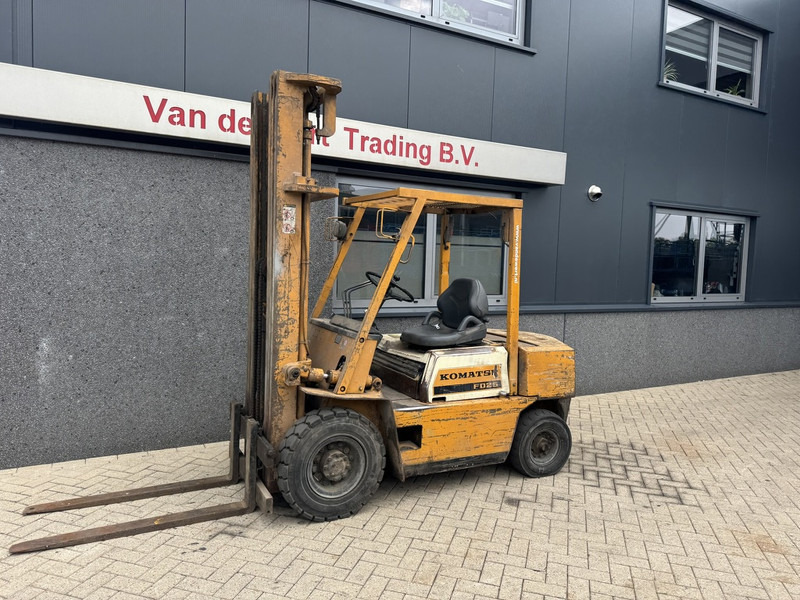 Komatsu FD25-8 Triplo 600 Freelift / 3e Functie Isuzu Diesel - Diesel forklift: picture 2 Komatsu FD25-8 Triplo 600 Freelift / 3e Functie Isuzu Diesel - Diesel forklift: picture 2