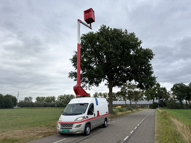 Truck with aerial platform Peugeot 2.0HDI 13mtr werkhoogte 2018: picture 7