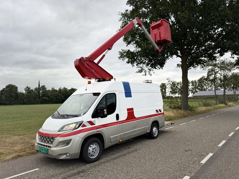 Truck with aerial platform Peugeot 2.0HDI 13mtr werkhoogte 2018: picture 6