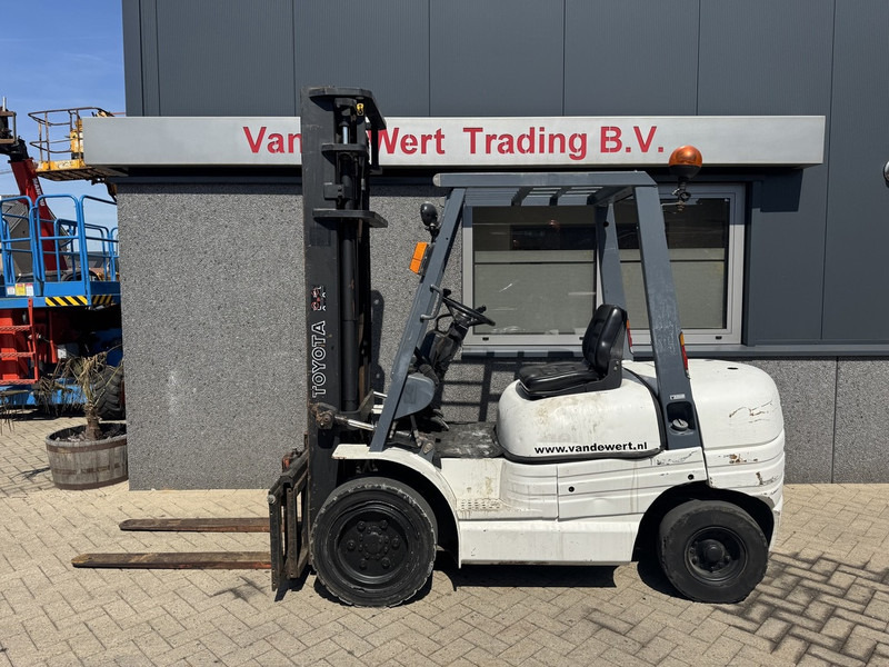 Toyota 62-6FDF30 - Diesel forklift: picture 1 Toyota 62-6FDF30 - Diesel forklift: picture 1