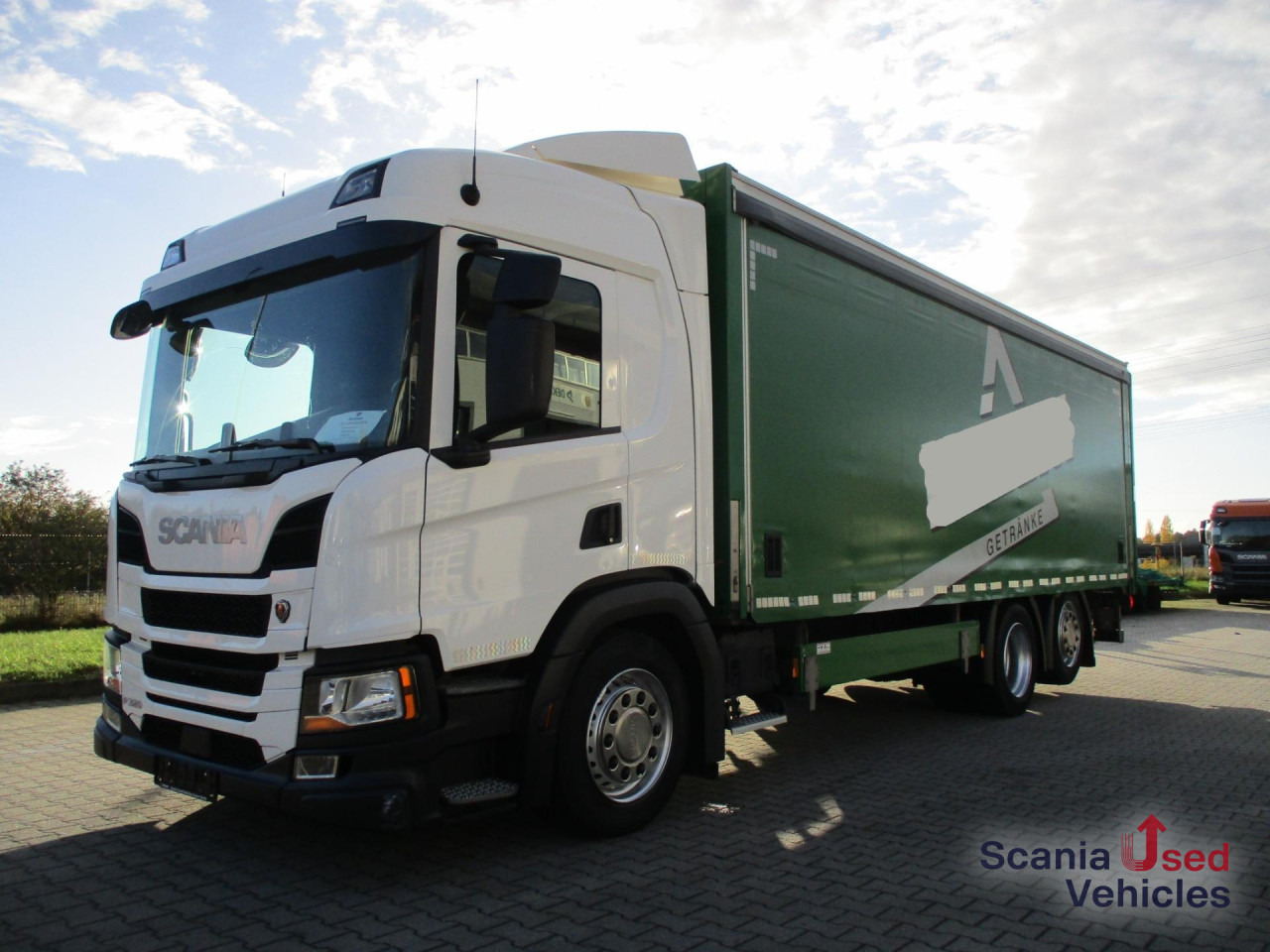 SCANIA P 320 B6x2*4LB Getränkeaufbau mit Lbw. / Full Air - Beverage truck: picture 1 SCANIA P 320 B6x2*4LB Getränkeaufbau mit Lbw. / Full Air - Beverage truck: picture 1