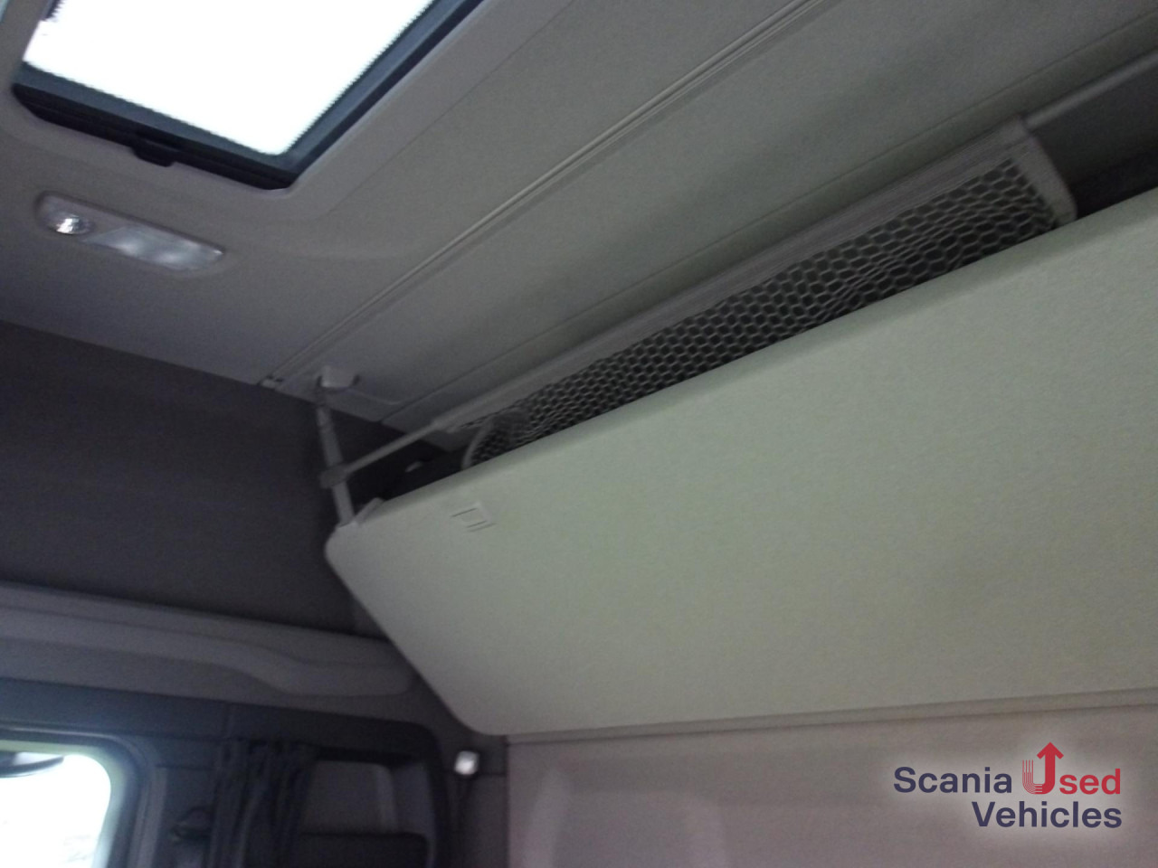SCANIA R 460 A4x2NA / Navi / LED - Tractor truck: picture 5 SCANIA R 460 A4x2NA / Navi / LED - Tractor truck: picture 5