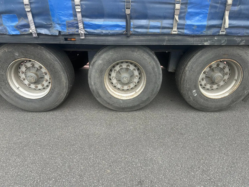 Krone SD / TROMMELREMMEN - FREINS TAMBOURS - Curtainsider semi-trailer: picture 2 Krone SD / TROMMELREMMEN - FREINS TAMBOURS - Curtainsider semi-trailer: picture 2