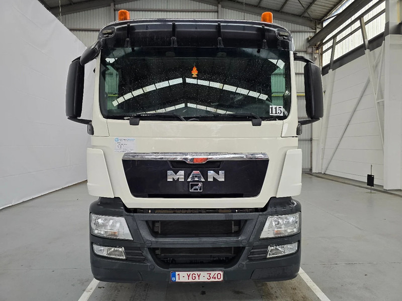 MAN TGS 26.440 6x4 / EURO 5 / AIRCO - Cab chassis truck: picture 2 MAN TGS 26.440 6x4 / EURO 5 / AIRCO - Cab chassis truck: picture 2