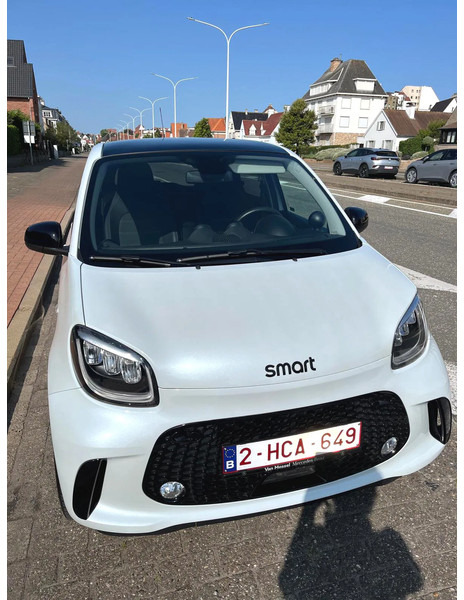 Smart Forfour ONE EQ / 100% ELECTRIC / BRABUS ALLOY WHEELS /EDITION ONE - Car: picture 4 Smart Forfour ONE EQ / 100% ELECTRIC / BRABUS ALLOY WHEELS /EDITION ONE - Car: picture 4