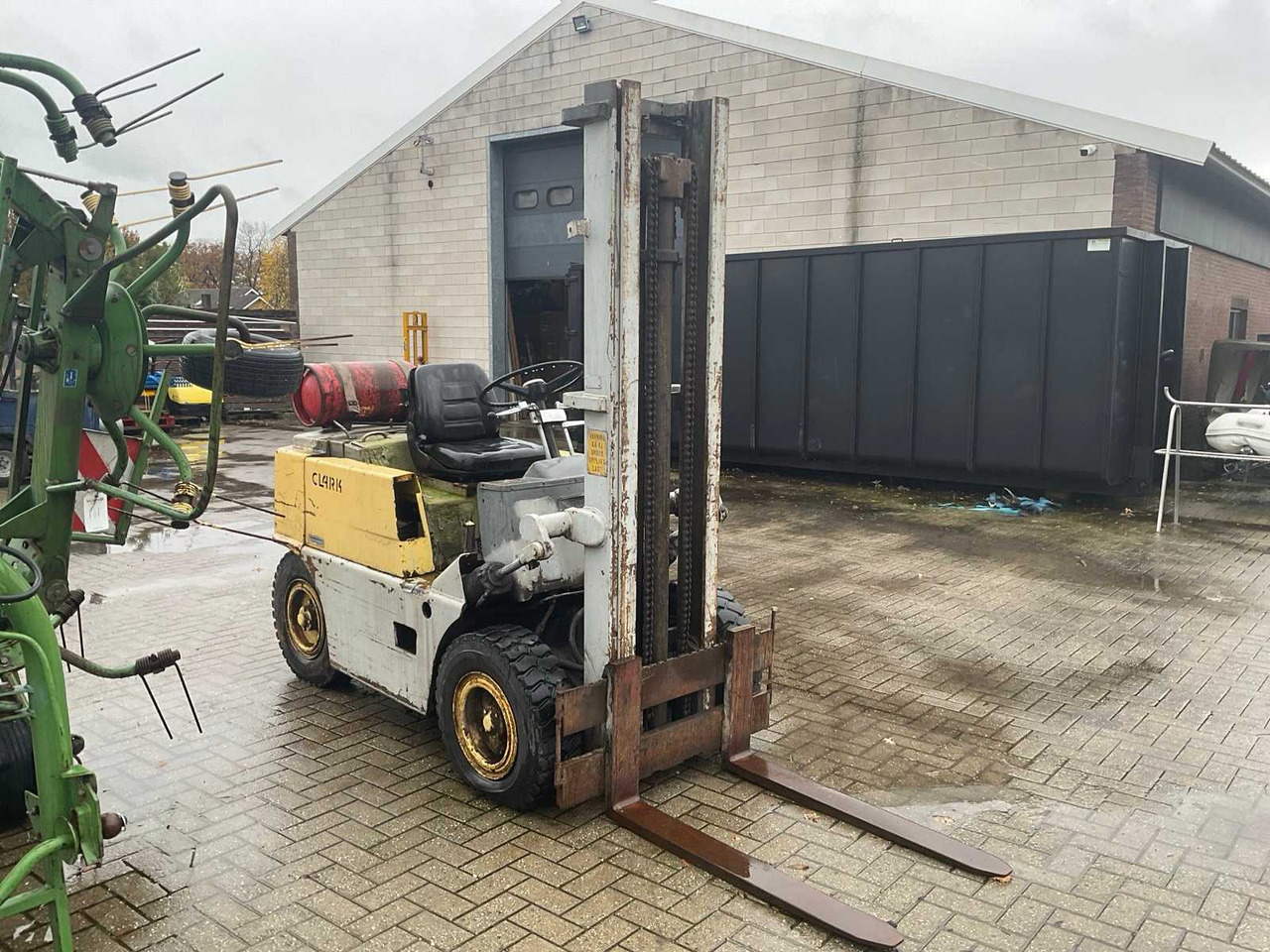 1967 CLARK CY40 FORKLIFT - Forklift: picture 2 1967 CLARK CY40 FORKLIFT - Forklift: picture 2