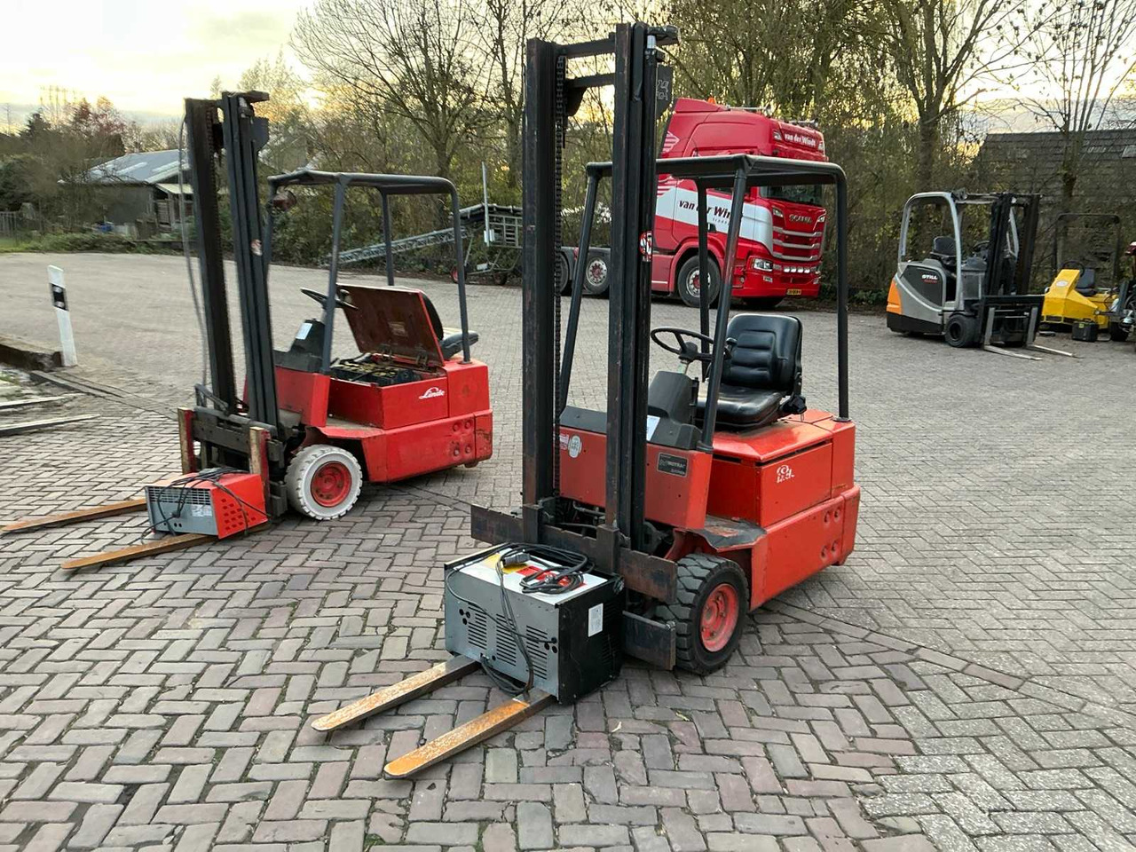 1991 LINDE E15 FORKLIFT - Forklift: picture 1 1991 LINDE E15 FORKLIFT - Forklift: picture 1