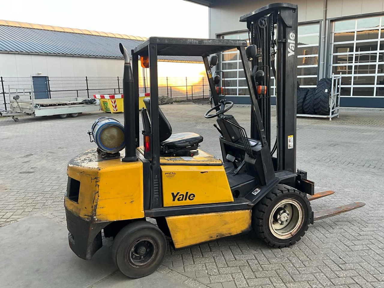 1993 YALE GLP 30 TE FORKLIFT - Forklift: picture 5 1993 YALE GLP 30 TE FORKLIFT - Forklift: picture 5