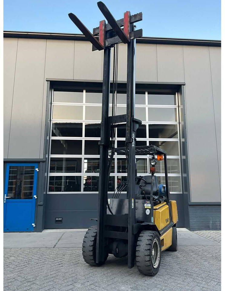 1993 YALE GLP 30 TE FORKLIFT - Forklift: picture 2 1993 YALE GLP 30 TE FORKLIFT - Forklift: picture 2