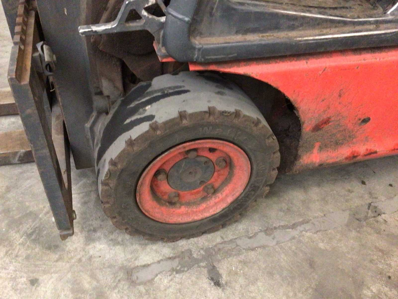 Forklift 1999 LINDE E14 FORKLIFT: picture 6 Forklift 1999 LINDE E14 FORKLIFT: picture 6