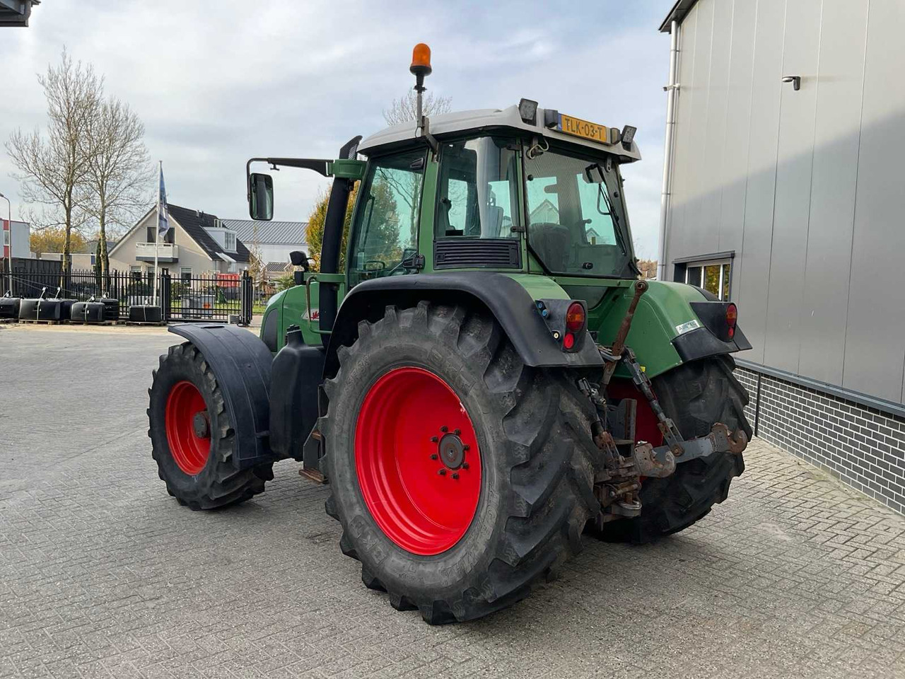 Farm tractor 2000 FENDT VARIO 712 ALL-WHEEL DRIVE FARM TRACTOR: picture 7 Farm tractor 2000 FENDT VARIO 712 ALL-WHEEL DRIVE FARM TRACTOR: picture 7