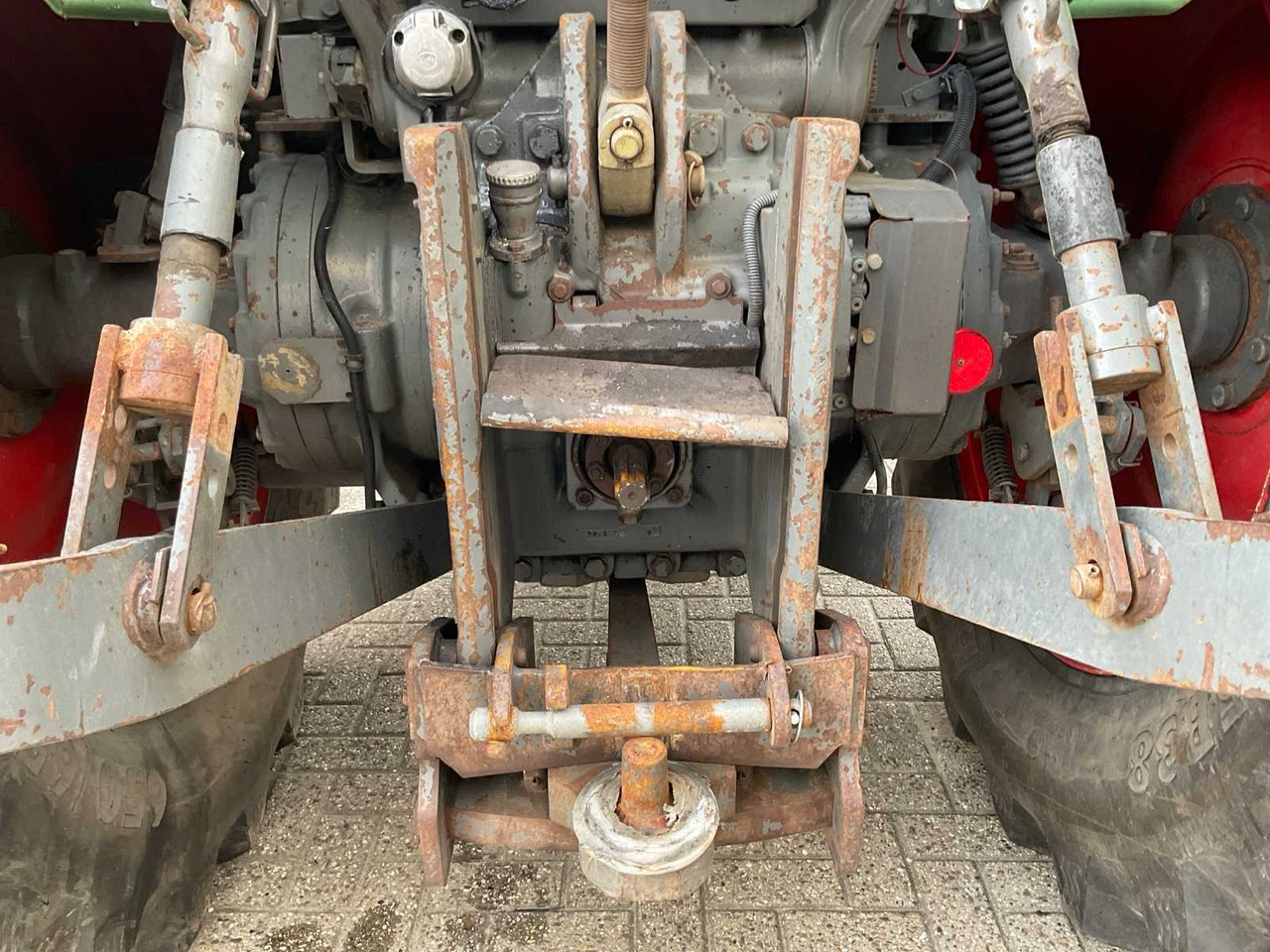 Farm tractor 2000 FENDT VARIO 712 ALL-WHEEL DRIVE FARM TRACTOR: picture 15 Farm tractor 2000 FENDT VARIO 712 ALL-WHEEL DRIVE FARM TRACTOR: picture 15