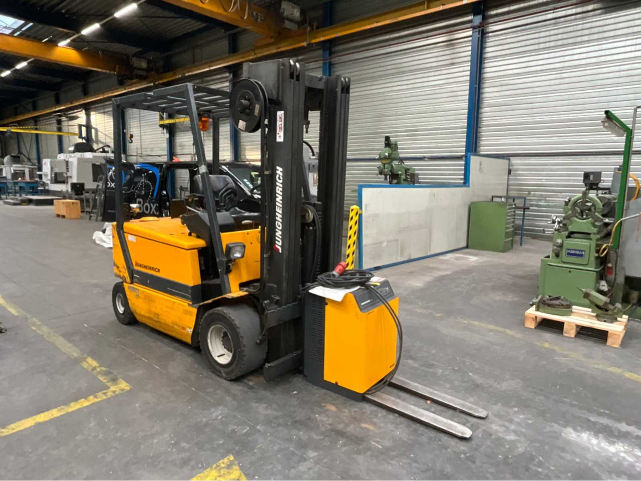 2001 JUNGHEINRICH EFG-VAC 30 G115-500DZ FORKLIFT - Forklift: picture 3 2001 JUNGHEINRICH EFG-VAC 30 G115-500DZ FORKLIFT - Forklift: picture 3