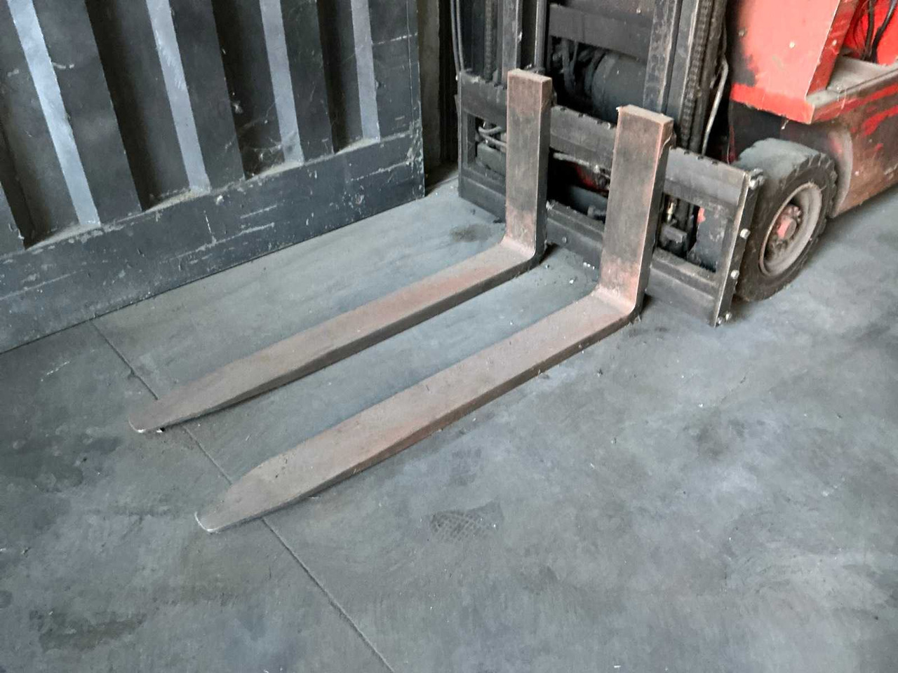 2002 MORA EP 18 FORKLIFT TO BE OVERHAULED - Forklift: picture 4 2002 MORA EP 18 FORKLIFT TO BE OVERHAULED - Forklift: picture 4