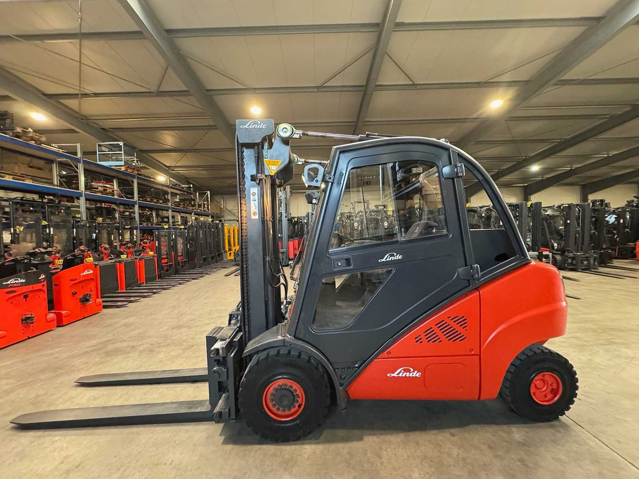 2008 SERVICE + UVV 01/2026 LINDE H35T 3.500KG 3.+4. VALVE WIDER 148CM FORK ADJUSTER GAS FORKLIFT FORKLIFT 10.543 HOURS - Forklift: picture 1 2008 SERVICE + UVV 01/2026 LINDE H35T 3.500KG 3.+4. VALVE WIDER 148CM FORK ADJUSTER GAS FORKLIFT FORKLIFT 10.543 HOURS - Forklift: picture 1