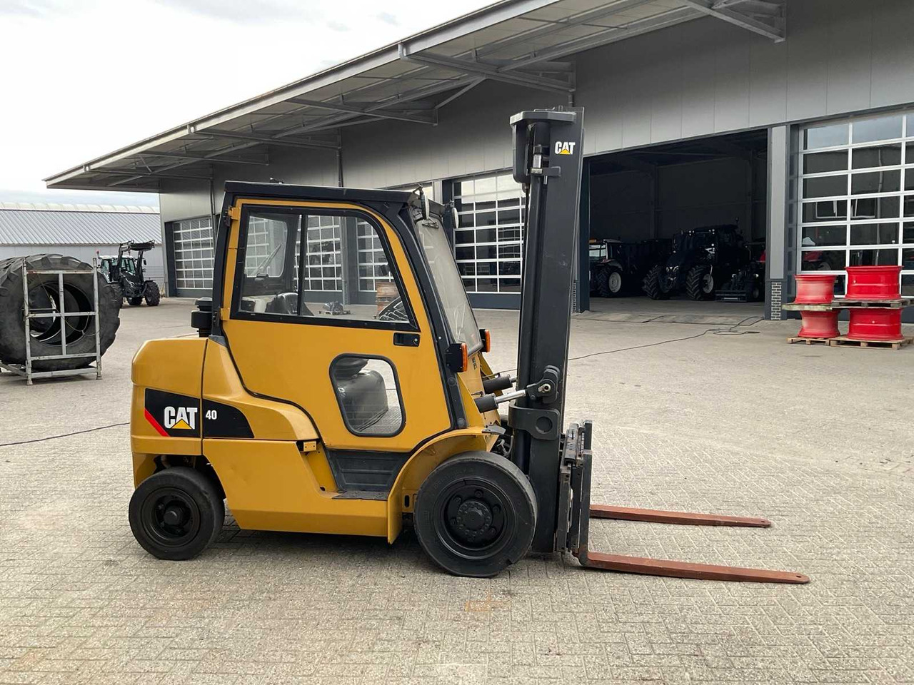 2013 CATERPILLAR DP40N FORKLIFT - Forklift: picture 4 2013 CATERPILLAR DP40N FORKLIFT - Forklift: picture 4