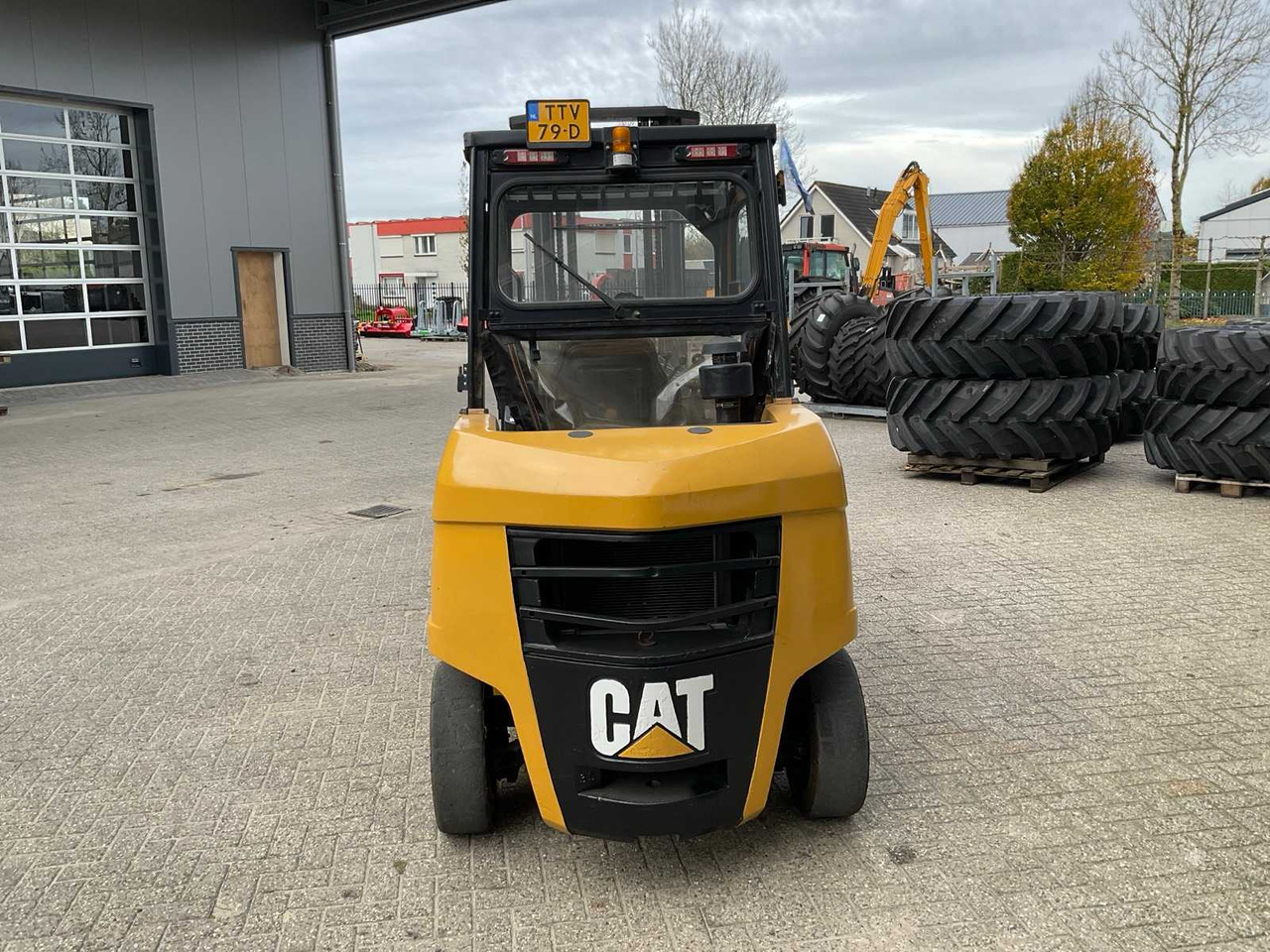 2013 CATERPILLAR DP40N FORKLIFT - Forklift: picture 5 2013 CATERPILLAR DP40N FORKLIFT - Forklift: picture 5
