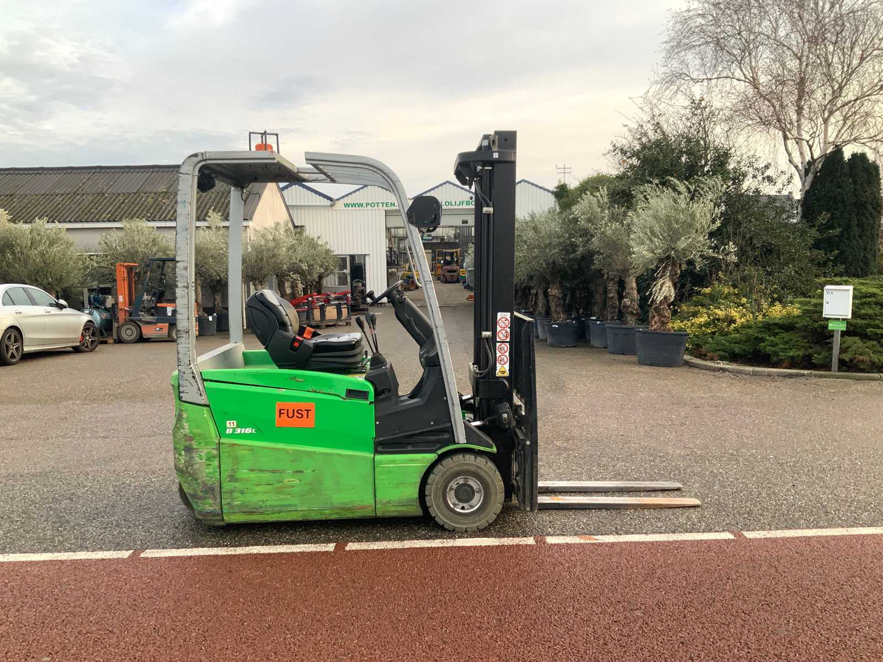 2013 CESAB B316L FORKLIFT - Forklift: picture 5 2013 CESAB B316L FORKLIFT - Forklift: picture 5