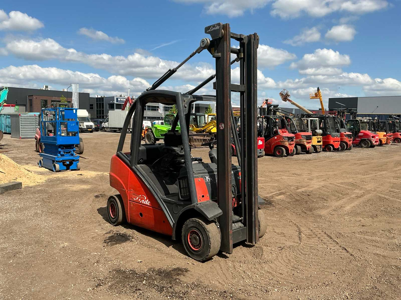 2013 LINDE H25T FORKLIFT TRUCK - Forklift: picture 5 2013 LINDE H25T FORKLIFT TRUCK - Forklift: picture 5