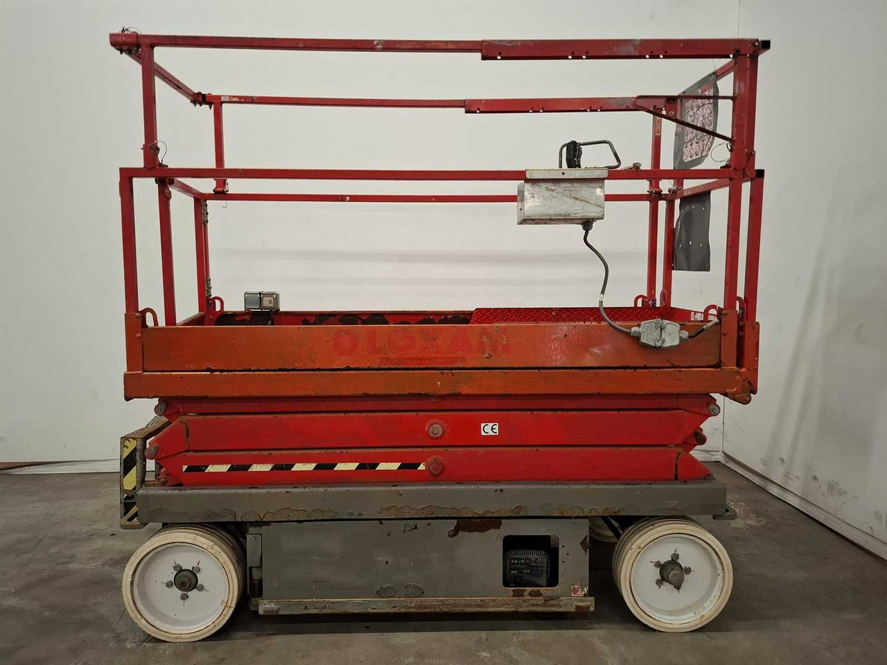 2016 SKYJACK SJ3220 AERIAL PLATFORM - Aerial platform: picture 5 2016 SKYJACK SJ3220 AERIAL PLATFORM - Aerial platform: picture 5