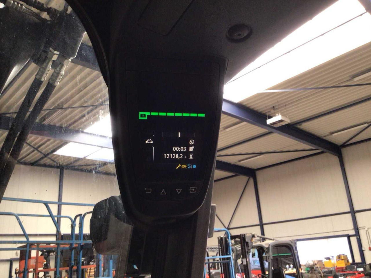 Forklift 2017 LINDE E35L-01 FORKLIFT TRUCK: picture 15 Forklift 2017 LINDE E35L-01 FORKLIFT TRUCK: picture 15