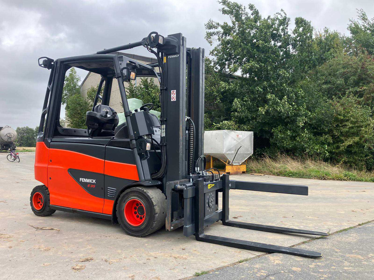 2018 LINDE E35 FORKLIFT - Forklift: picture 4 2018 LINDE E35 FORKLIFT - Forklift: picture 4