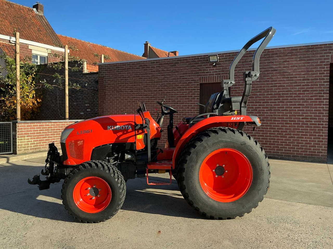 2020 KUBOTA L1361 FOUR WHEEL DRIVE FARM TRACTOR - Farm tractor: picture 2 2020 KUBOTA L1361 FOUR WHEEL DRIVE FARM TRACTOR - Farm tractor: picture 2