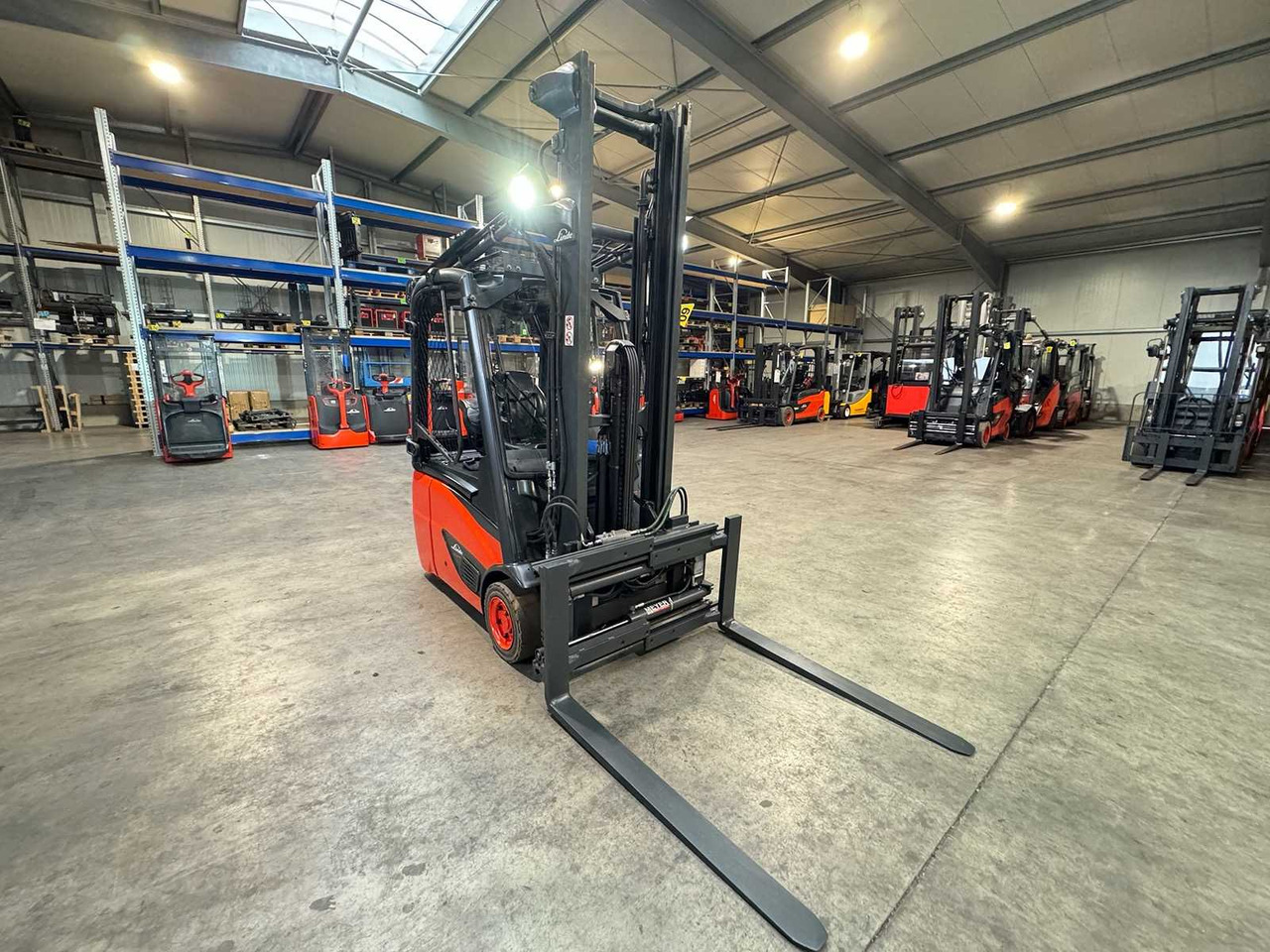 2020 SERVICE + UVV 09/2026 LINDE E14-02 EVO 1.400KG 3.+4. - Forklift: picture 5 2020 SERVICE + UVV 09/2026 LINDE E14-02 EVO 1.400KG 3.+4. - Forklift: picture 5