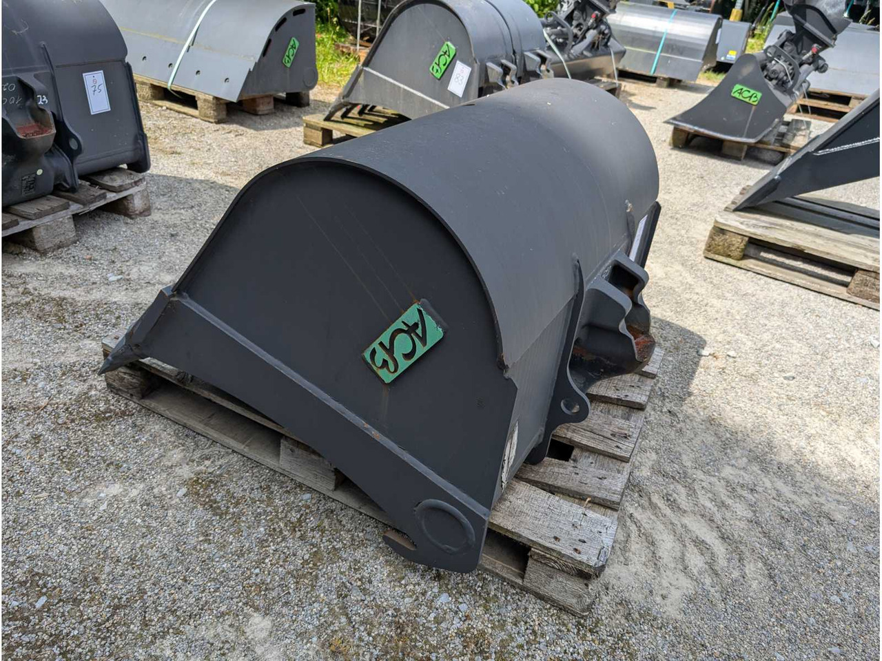 ACB (COUPLEURS & GODETS) - 2021 - LOW SPOON 1000MM - MODULE 3 - 364 LITRES - Wheel loader: picture 3 ACB (COUPLEURS & GODETS) - 2021 - LOW SPOON 1000MM - MODULE 3 - 364 LITRES - Wheel loader: picture 3