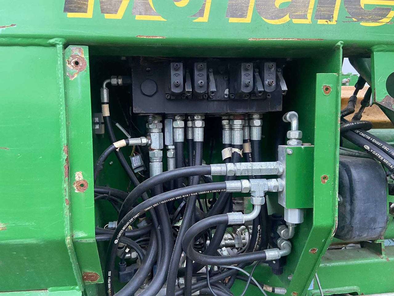 McHale 998 - Agricultural machinery: picture 5 McHale 998 - Agricultural machinery: picture 5