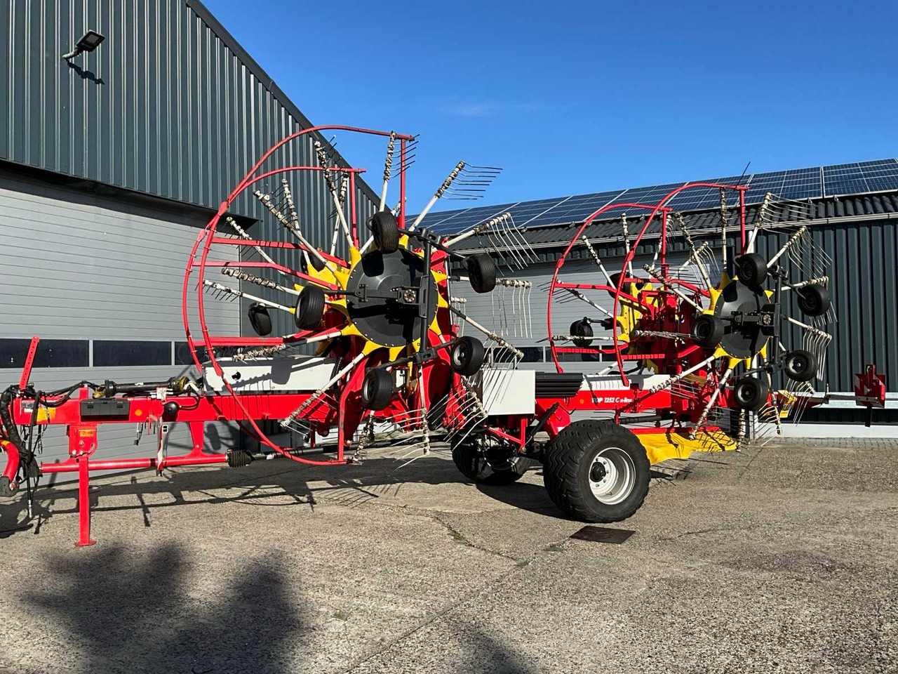 Pottinger Top 1252 C S-Line - Agricultural machinery: picture 2 Pottinger Top 1252 C S-Line - Agricultural machinery: picture 2