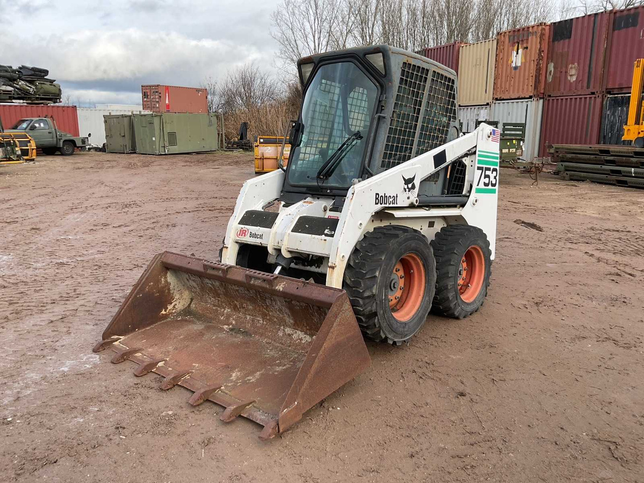 BOBCAT 753 SKID STEER LOADER - Compact track loader: picture 1 BOBCAT 753 SKID STEER LOADER - Compact track loader: picture 1