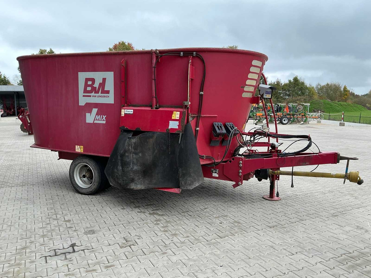 BVL V-MIX 17N2S - Forage mixer wagon: picture 5 BVL V-MIX 17N2S - Forage mixer wagon: picture 5