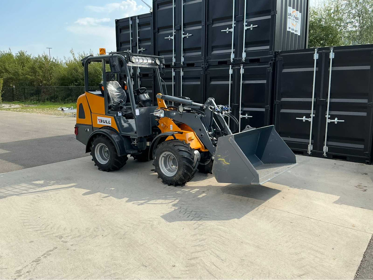 Bull WL35LF - Wheel loader: picture 3 Bull WL35LF - Wheel loader: picture 3