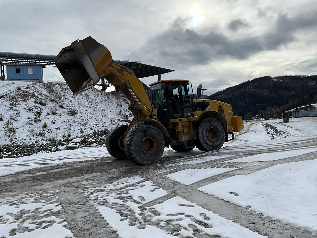 CAT 972H - Wheel loader: picture 3 CAT 972H - Wheel loader: picture 3