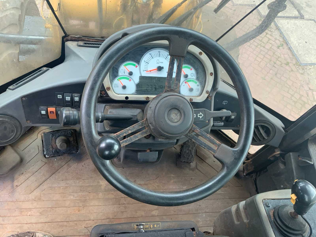 Wheel loader Caterpillar 924H: picture 24