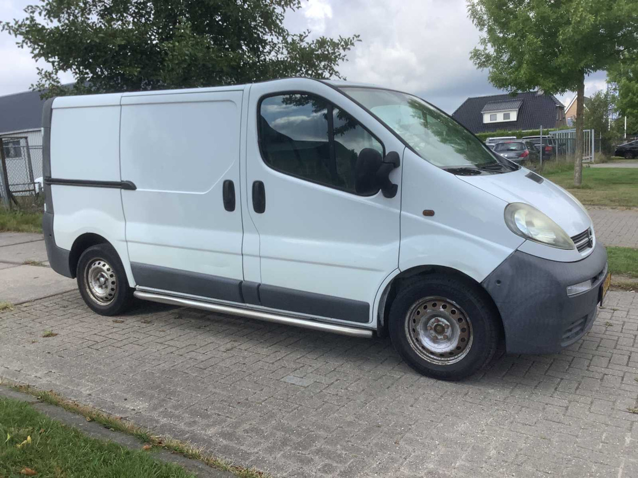 2003 OPEL VIVARO 1.9 DI L1H1 COMMERCIAL VEHICLE - Commercial truck: picture 3 2003 OPEL VIVARO 1.9 DI L1H1 COMMERCIAL VEHICLE - Commercial truck: picture 3
