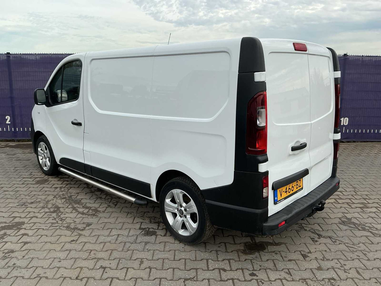 2016 - OPEL - VIVARO - 1.6 CDTI L1H1 SPORT - COMMERCIAL VEHICLE - Commercial truck: picture 3 2016 - OPEL - VIVARO - 1.6 CDTI L1H1 SPORT - COMMERCIAL VEHICLE - Commercial truck: picture 3