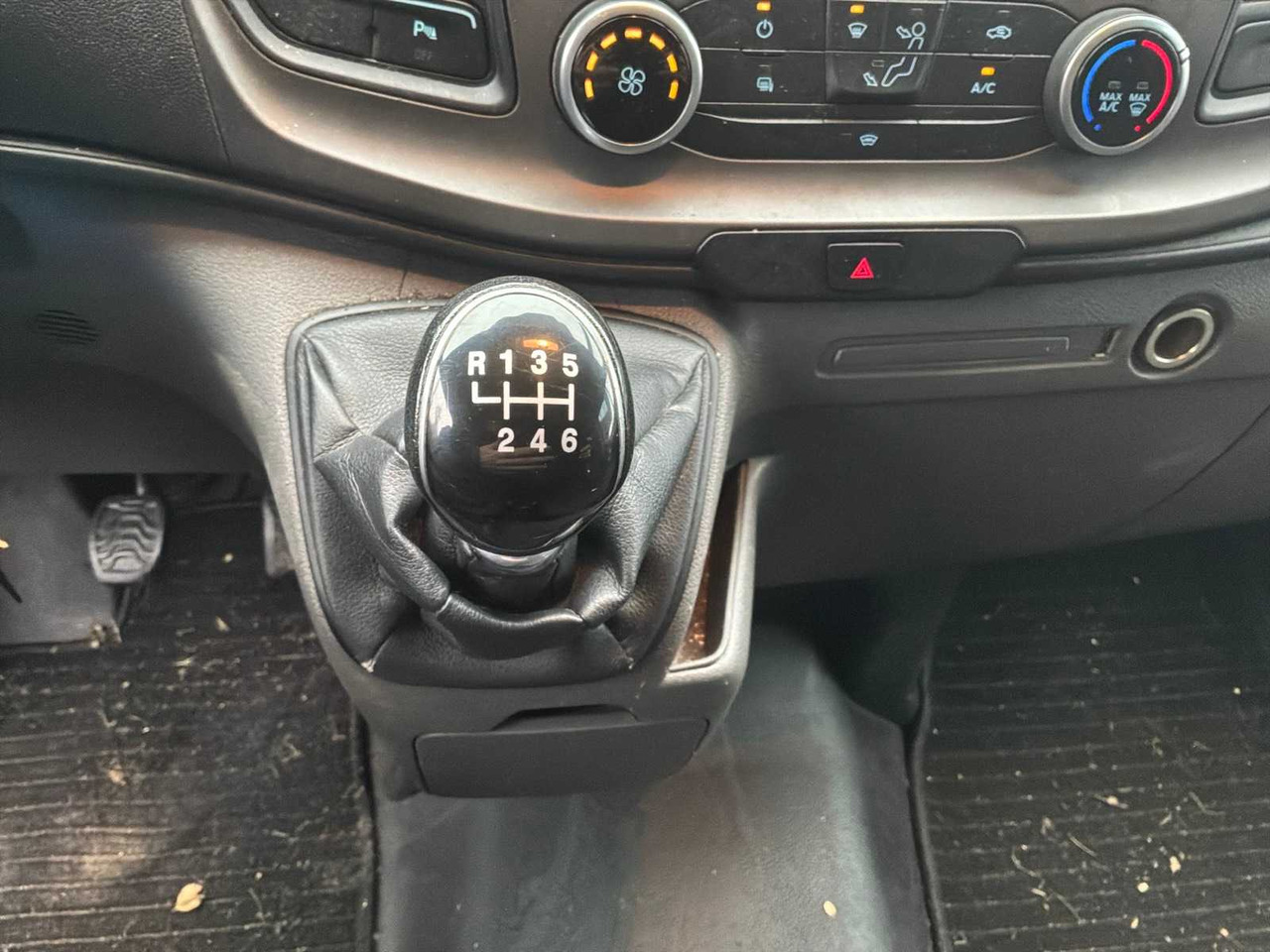 Commercial truck 2018 FORD TRANSIT CUSTOM COMMERCIAL VEHICLE: picture 12 Commercial truck 2018 FORD TRANSIT CUSTOM COMMERCIAL VEHICLE: picture 12