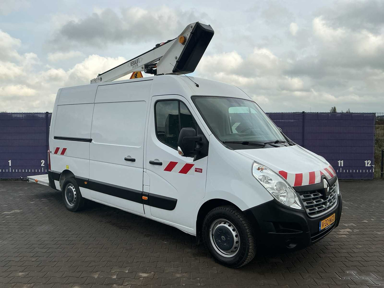 2019 - RENAULT - MASTER - T35 2.3 DCI L2H2 - COMMERCIAL VEHICLE/TRUCK-MOUNTED BOOM LIFT 12.5M - Commercial truck: picture 2 2019 - RENAULT - MASTER - T35 2.3 DCI L2H2 - COMMERCIAL VEHICLE/TRUCK-MOUNTED BOOM LIFT 12.5M - Commercial truck: picture 2