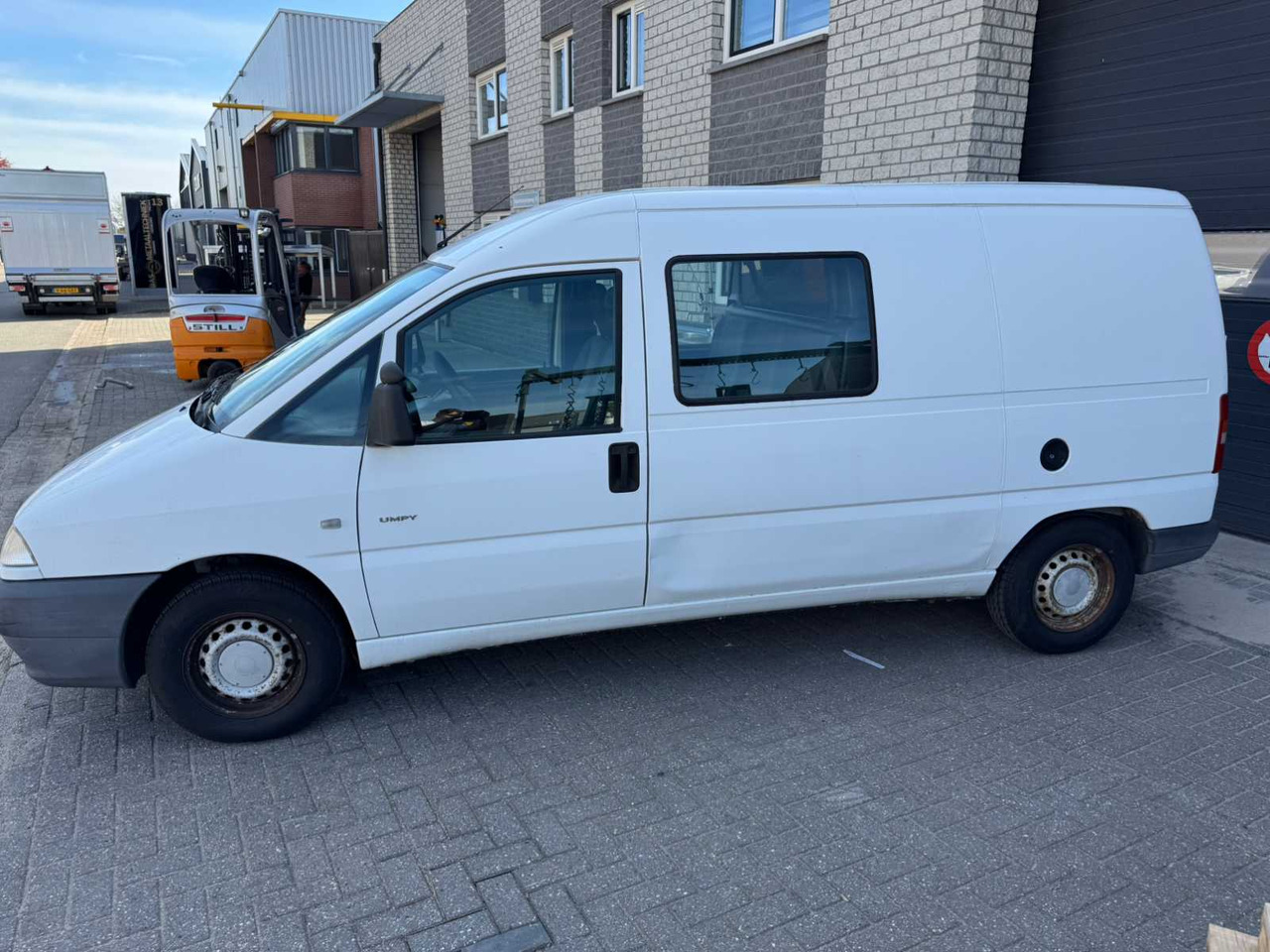 CITROEN - JUMPY DOUBLE CAB - COMMERCIAL VEHICLE - Commercial truck: picture 3 CITROEN - JUMPY DOUBLE CAB - COMMERCIAL VEHICLE - Commercial truck: picture 3