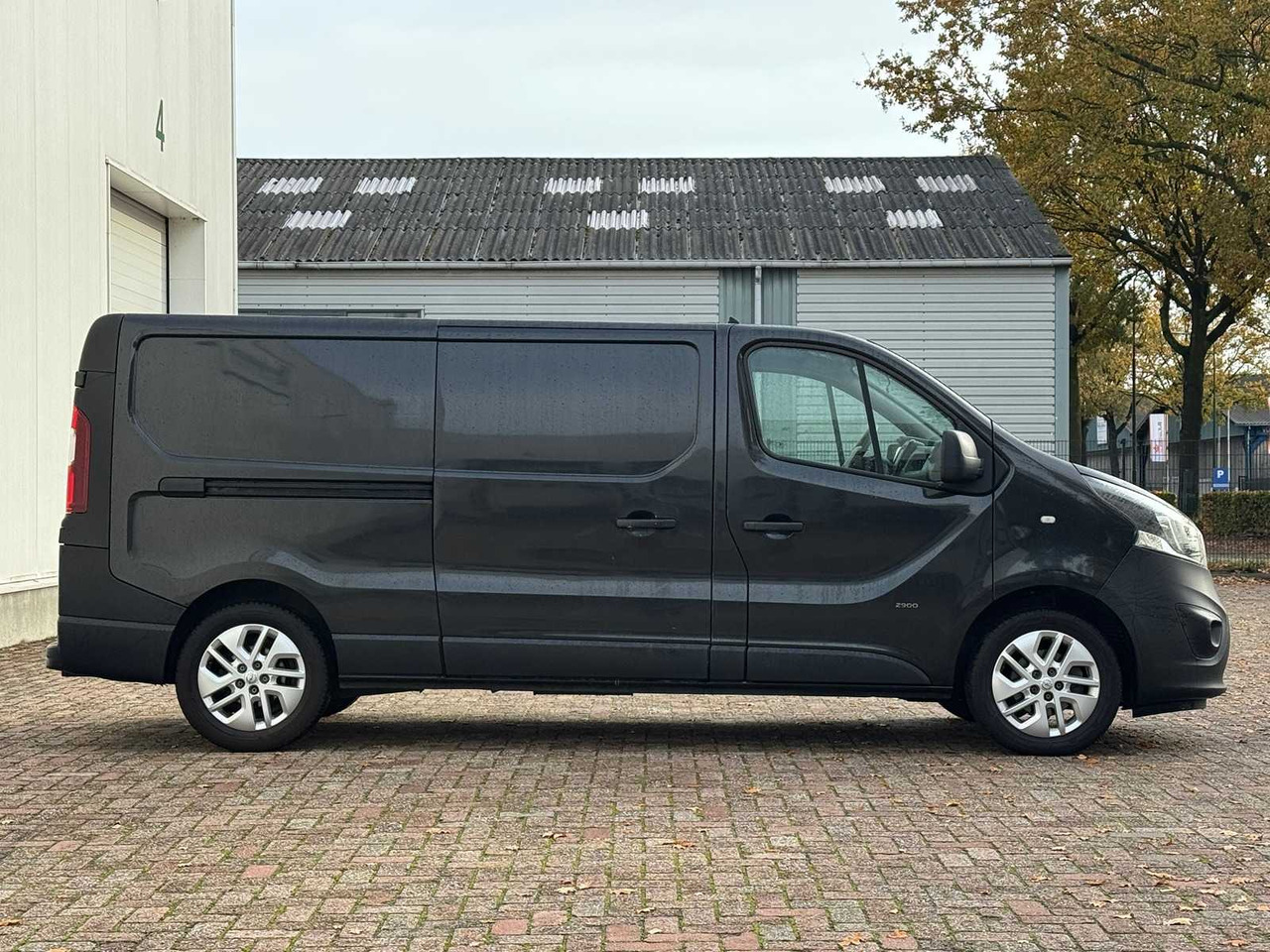 OPEL - VIVARO - 1.6 CDTI L2H1 SP ECO - COMMERCIAL VEHICLE - Commercial truck: picture 4 OPEL - VIVARO - 1.6 CDTI L2H1 SP ECO - COMMERCIAL VEHICLE - Commercial truck: picture 4