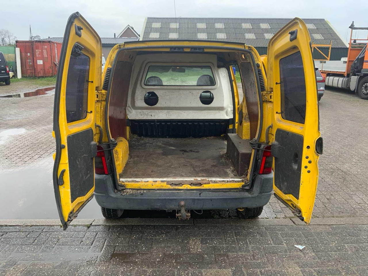 Commercial truck PEUGEOT PARTNER 190C 2.0 HDI COMMERCIAL VEHICLE: picture 18 Commercial truck PEUGEOT PARTNER 190C 2.0 HDI COMMERCIAL VEHICLE: picture 18