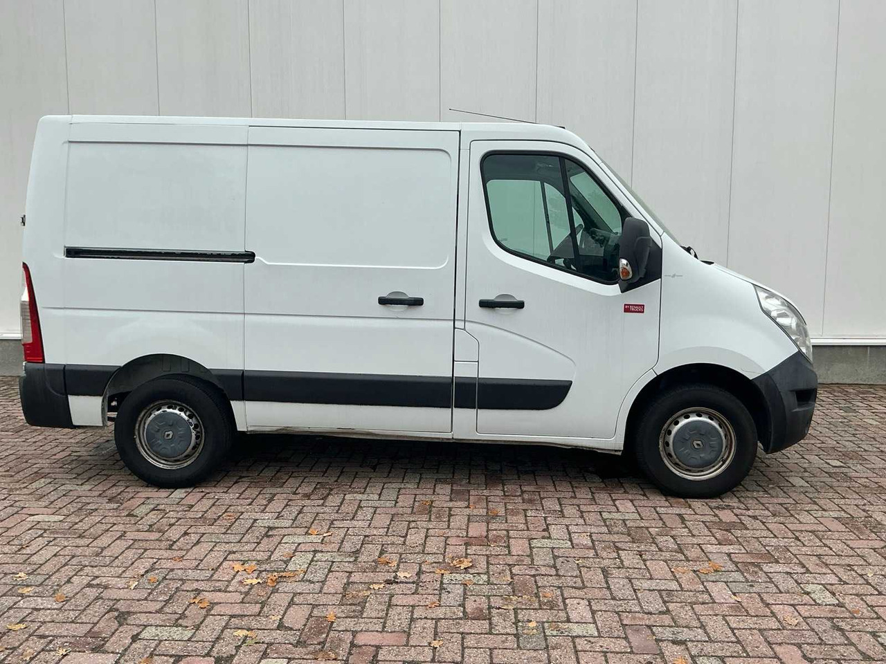 RENAULT MASTER 2015 - Commercial truck: picture 5 RENAULT MASTER 2015 - Commercial truck: picture 5