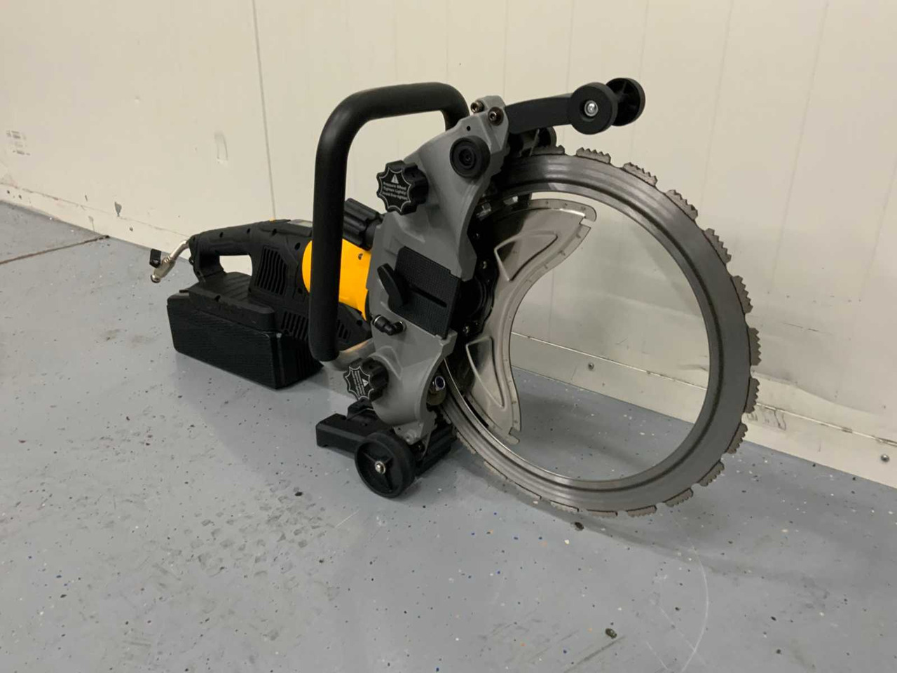 Construction machinery DC8400: picture 7