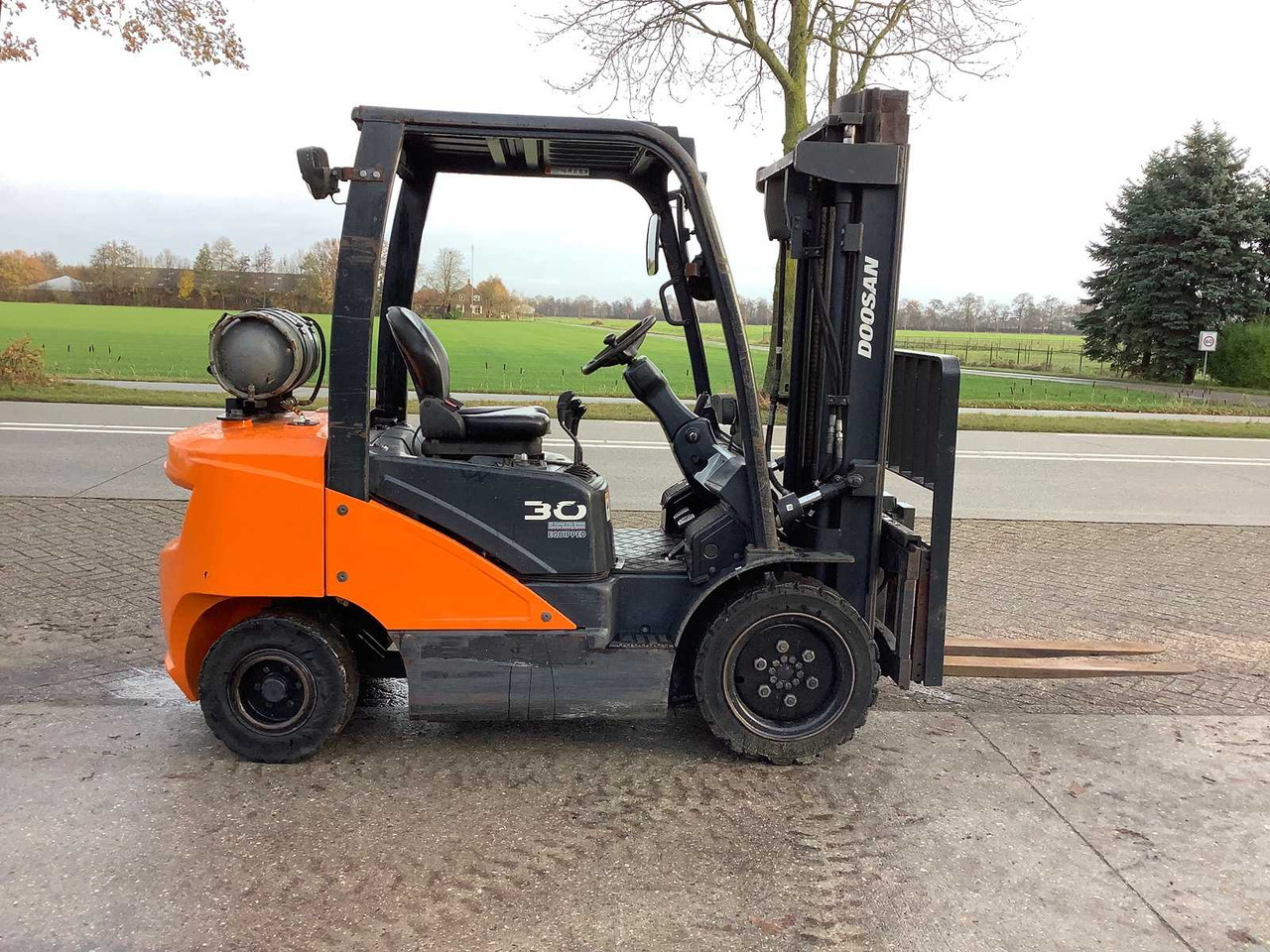 DOOSAN - 2021 - G30P-7 LP - FORKLIFT - Forklift: picture 1 DOOSAN - 2021 - G30P-7 LP - FORKLIFT - Forklift: picture 1