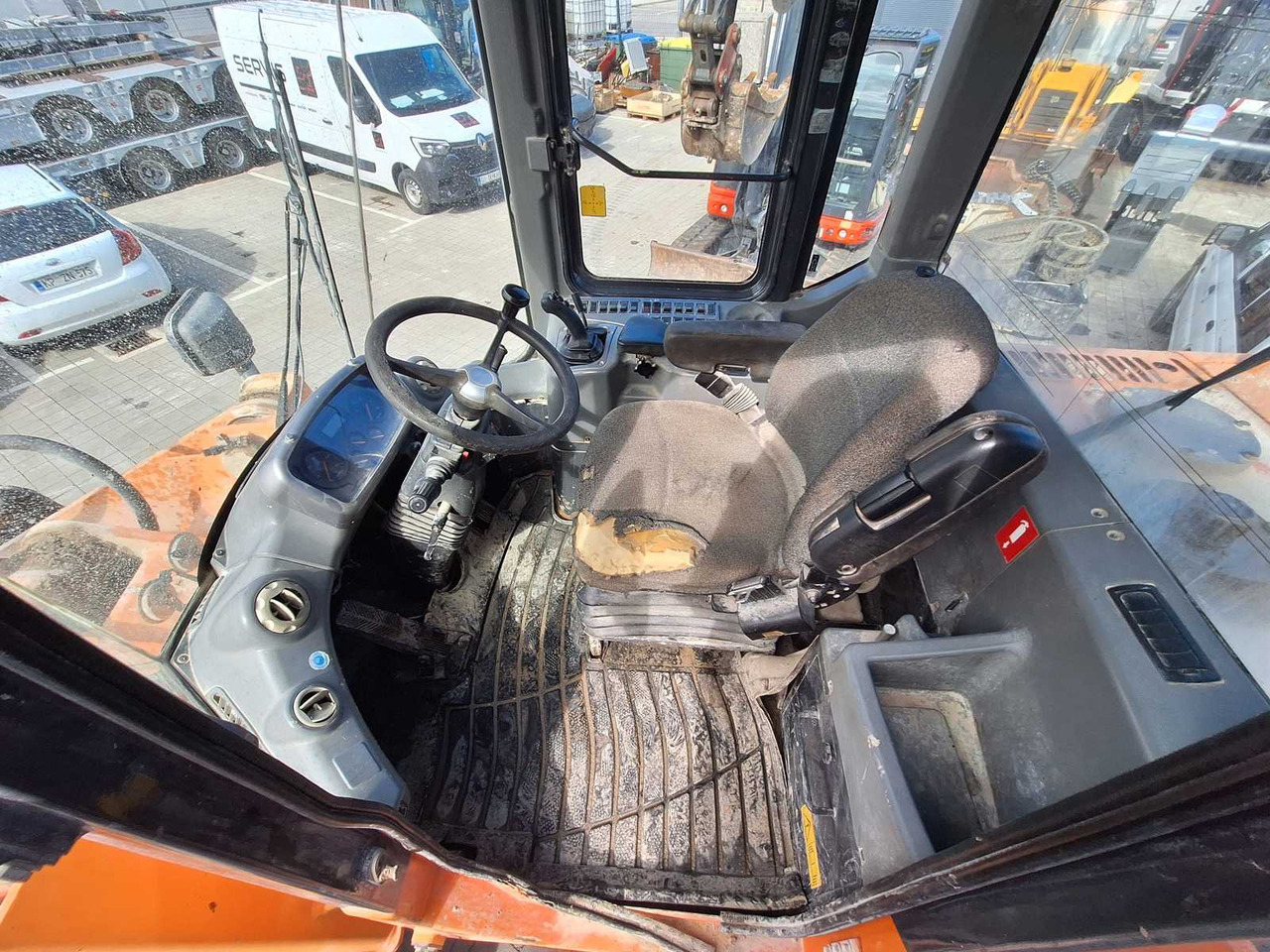 DOOSAN DL 300 - Wheel loader: picture 5 DOOSAN DL 300 - Wheel loader: picture 5